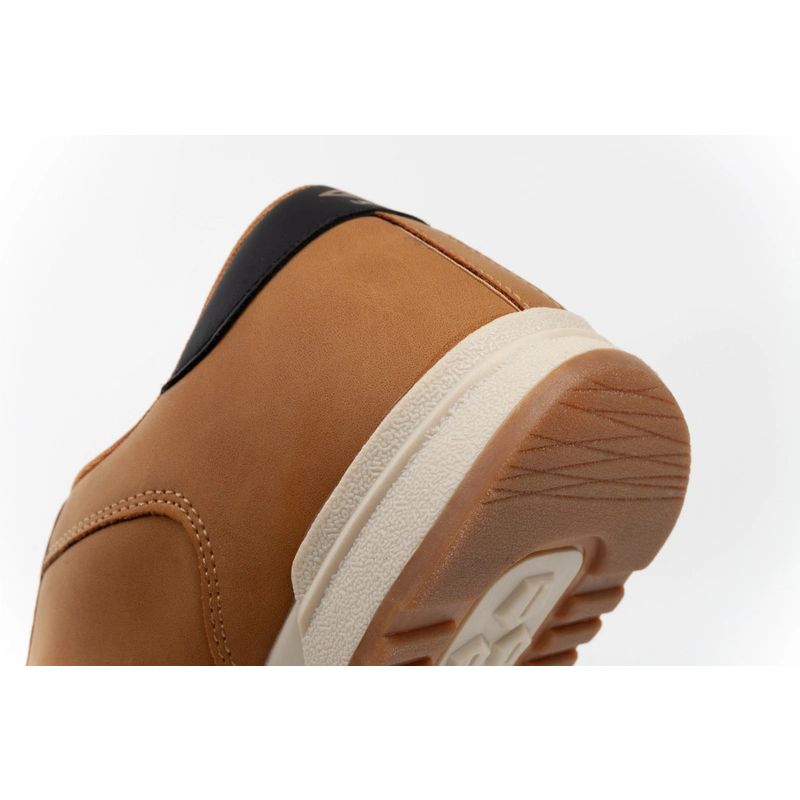 Umbro Ipam Net men’s sport shoes – stylish brown sneakers