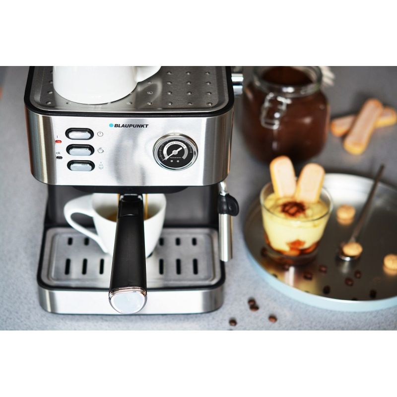 Blaupunkt CMP312 pressure coffee machine, 850W AGD - Produkty/Ekspresy do kawy Your Sports Performance