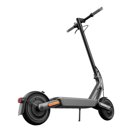 Xiaomi E-Scooter 4 Ultra Black 20 km/h 12000 Ah Skating/Hulajnogi elektryczne Your Sports Performance