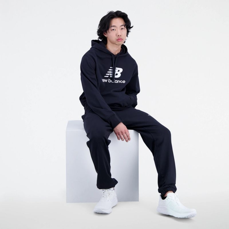 New Balance Essentials Stacked Logo Frenc M Hoodie MT31537BK Clothing/Outdoor New Balance