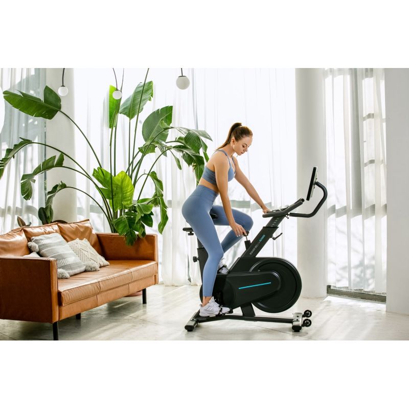 OVICX Q200X magnetic exercise bike with 15.6" TFT touchscreen, WIFI bluetooth & app