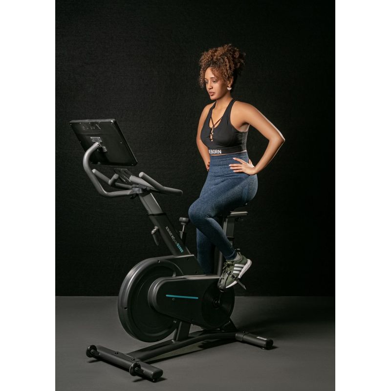 OVICX Q200X magnetic exercise bike with 15.6" TFT touchscreen, WIFI bluetooth & app In preparation Your Sports Performance