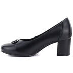 Black leather pumps with a block heel, Potocki JE19511