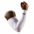 McDavid Compress Arm Sleeve - 2 pcs white - 6566 Medycyna Sportowa/Stabilizatory i ortezy/Stabilizatory łokci Your Sports Performance