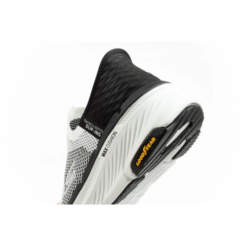 Skechers Max Cushioning Premier 2.0 Slip-INS M 220839/WBK shoes Footwear/Lifestyle/Skechers Skechers