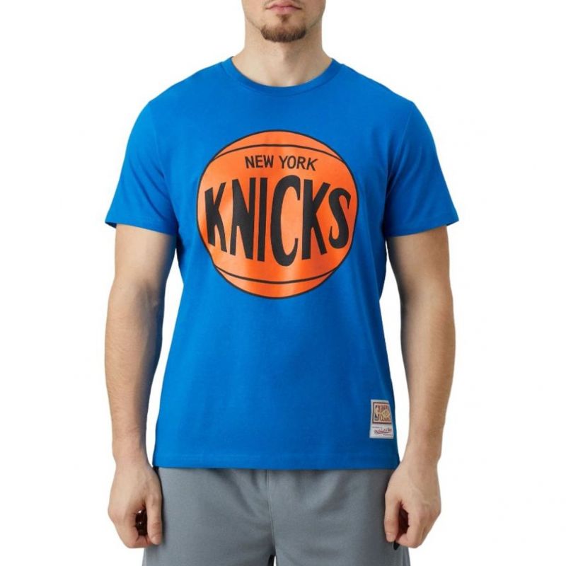 Mitchell &amp;Ness NBA New York Knicks Team Logo Tee M BMTRINTL1268-NYKROYA Clothing/Lifestyle/T-shirts/Mitchell & Ness Your Sports Performance