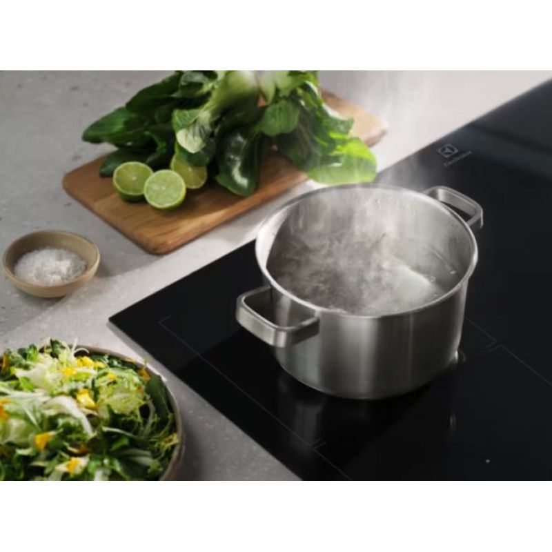 ELECTROLUX EIS62453IZ SaphirMatt induction hob, matt black AGD - Produkty/Płyty grzejne do zabudowy Your Sports Performance