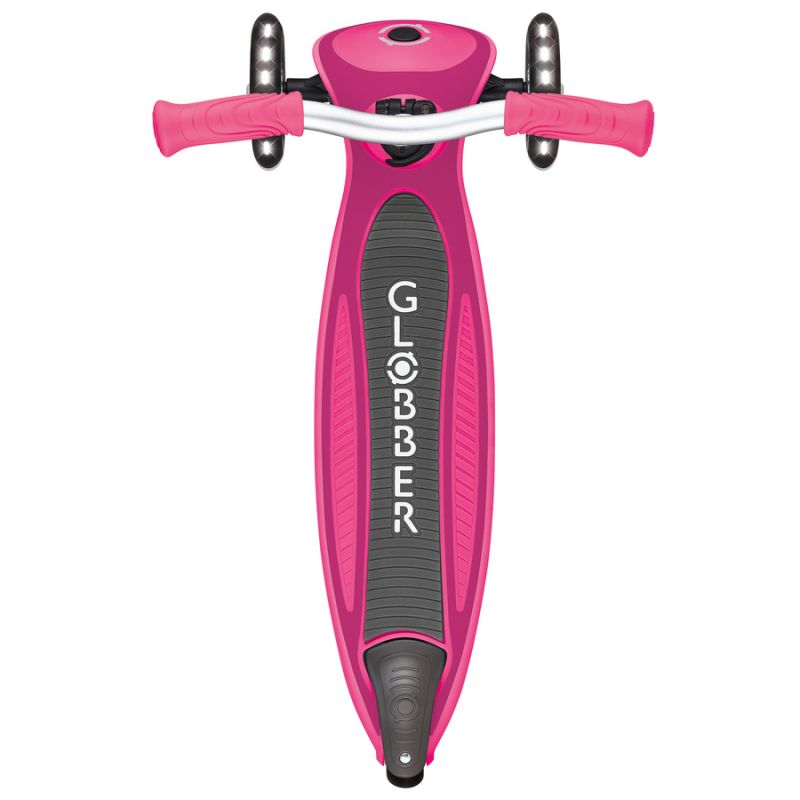 MASTER LIGHTS 3-Wheel Scooter - Fuchsia (663-110) To be categorized Your Sports Performance