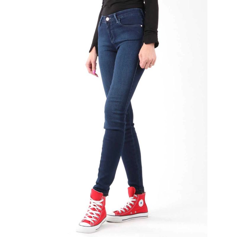 Wrangler Super Skinny True Beauty Jeans W W29JBV94Z Clothing/Lifestyle/Trousers, shorts/Wrangler Your Sports Performance