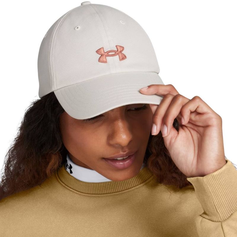 Under Armour Blitzing Adj W 1376705 114 Cap Clothing/Multisport/Under Armour Your Sports Performance