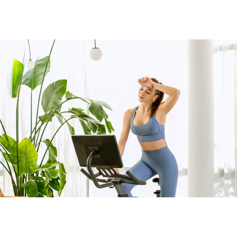OVICX Q200X magnetic exercise bike with 15.6" TFT touchscreen, WIFI bluetooth & app
