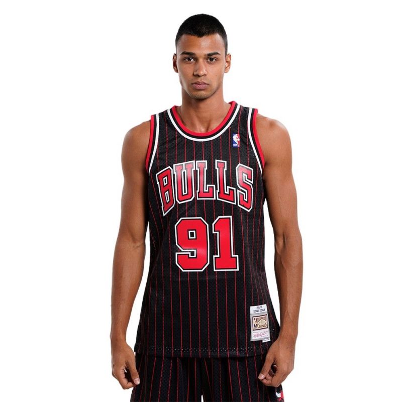 Mitchell &amp; Ness Chicago Bulls NBA Swingman Alternate Jersey Bulls 95 Dennis Rodman M SMJYGS18150-CBUBLCK95DRD Clothing/Lifestyle/T-shirts/Mitchell & Ness Your Sports Performance