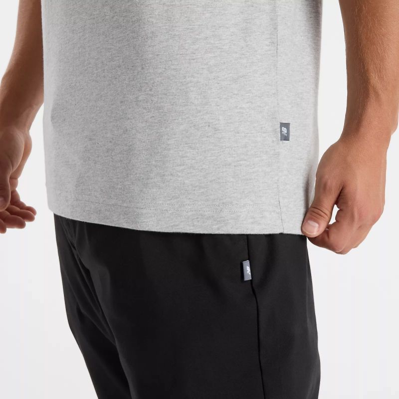 New Balance Sport Graphic T-shirt M MT51940AG Clothing/Lifestyle/T-shirts/New Balance New Balance