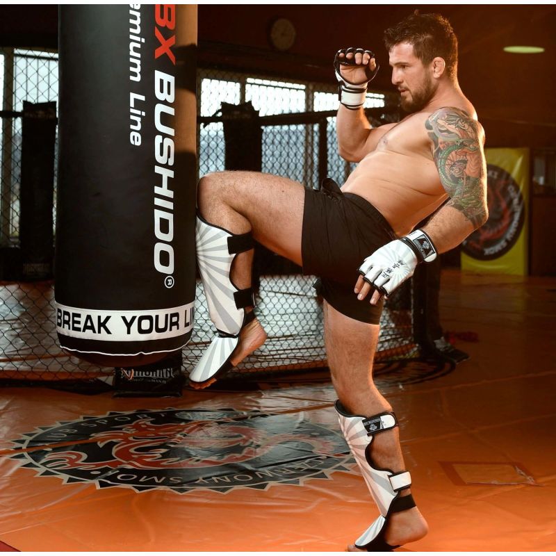 MMAM Gloves - Japan - Valor Series Rękawice MMA Your Sports Performance