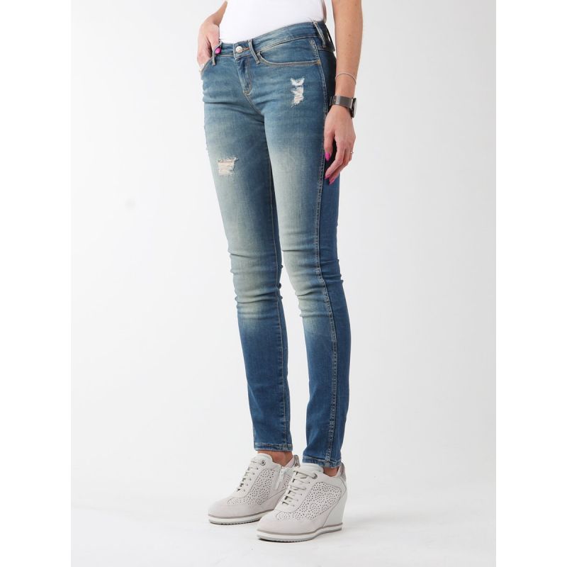 Wrangler Sandy Blues jeans W23S4072G Clothing/Lifestyle/Trousers, shorts/Wrangler Your Sports Performance