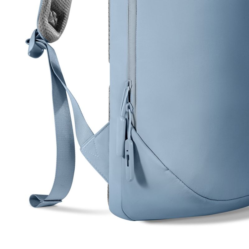 XD DESIGN AIR BACKPACK BLUE P706.3215 Bagaż/Plecaki Your Sports Performance