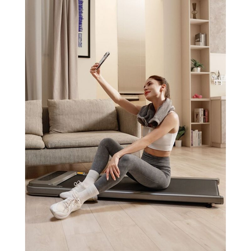 Urevo U1 Smart Walkingpad Treadmill + TUCKANO Electrically Adjustable Desk Black/Walnut