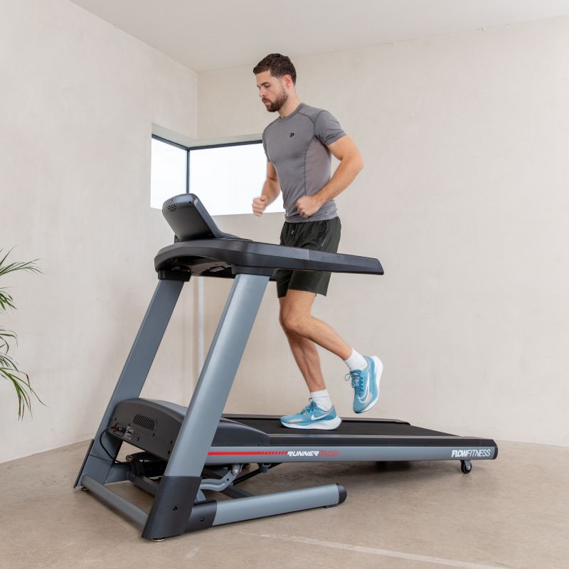 FLOW FITNESS ELECTRIC TREADMILL RUNNER DTM2500 In preparation Your Sports Performance