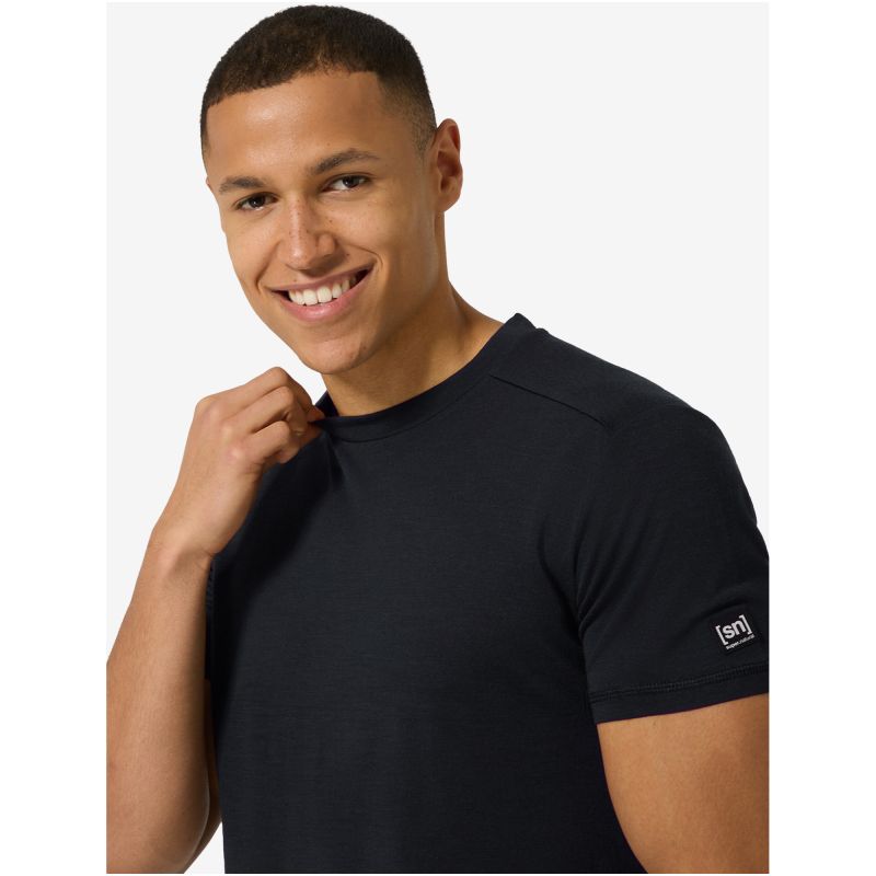 SUPER.NATURAL M ESSENTIAL SS Men's Short-Sleeve T-Shirt, Black