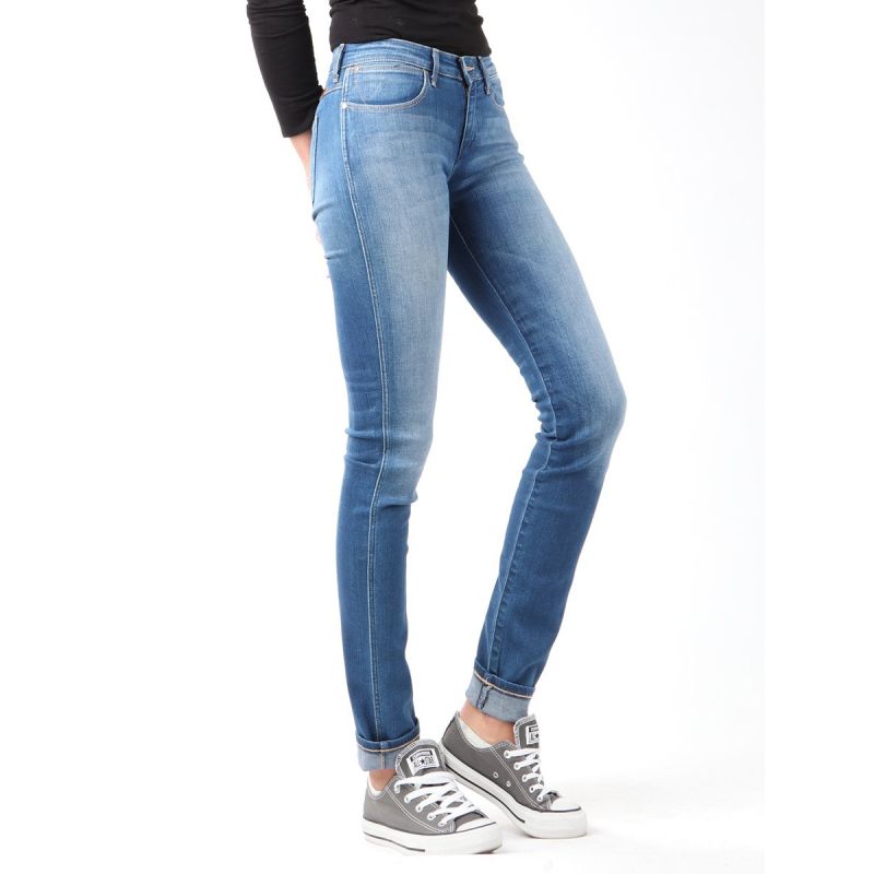 Wrangler Corynn Aquatic Coral Jeans W W25FX771N Clothing/Lifestyle/Trousers, shorts Your Sports Performance