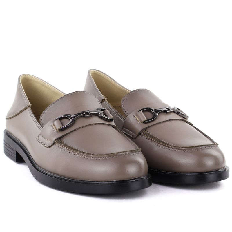 Women's leather moccasins beige Vinceza 18117 To be categorized Your Sports Performance