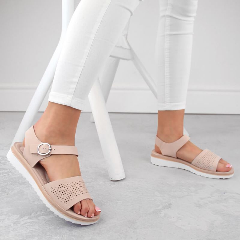 Sergio Leone W SK53N beige high-heeled and platform pumps Footwear/Lifestyle/Sergio Leone Your Sports Performance