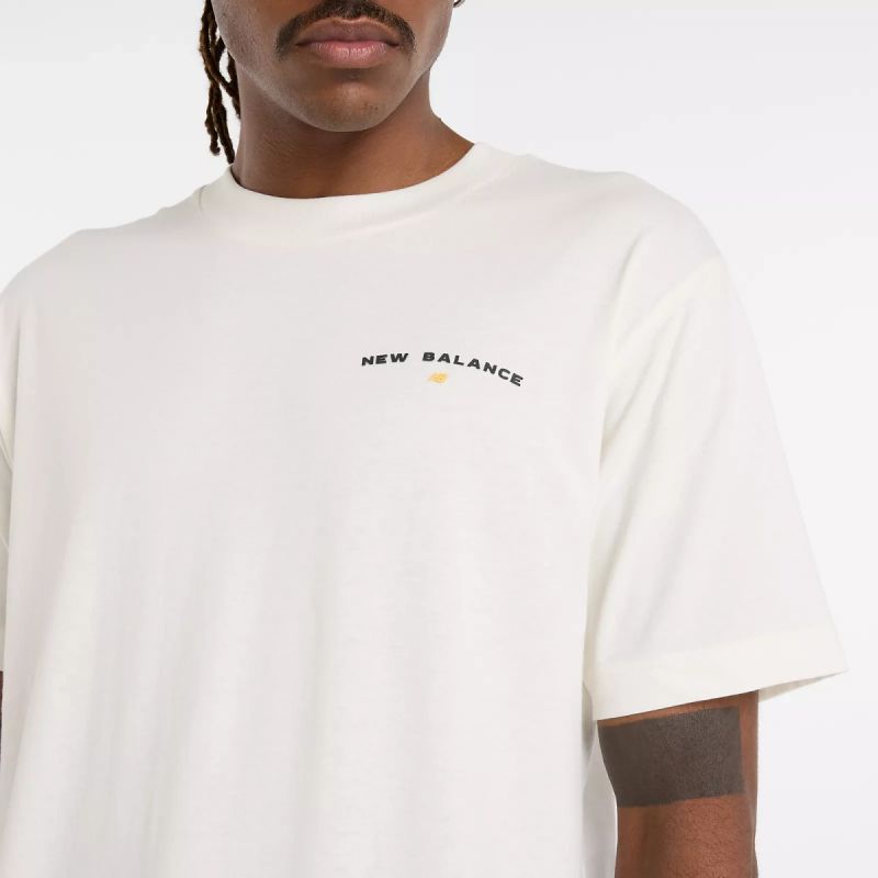 New Balance Reimagined Graphic M T-shirt MT51507SST Clothing/Lifestyle/T-shirts/New Balance New Balance