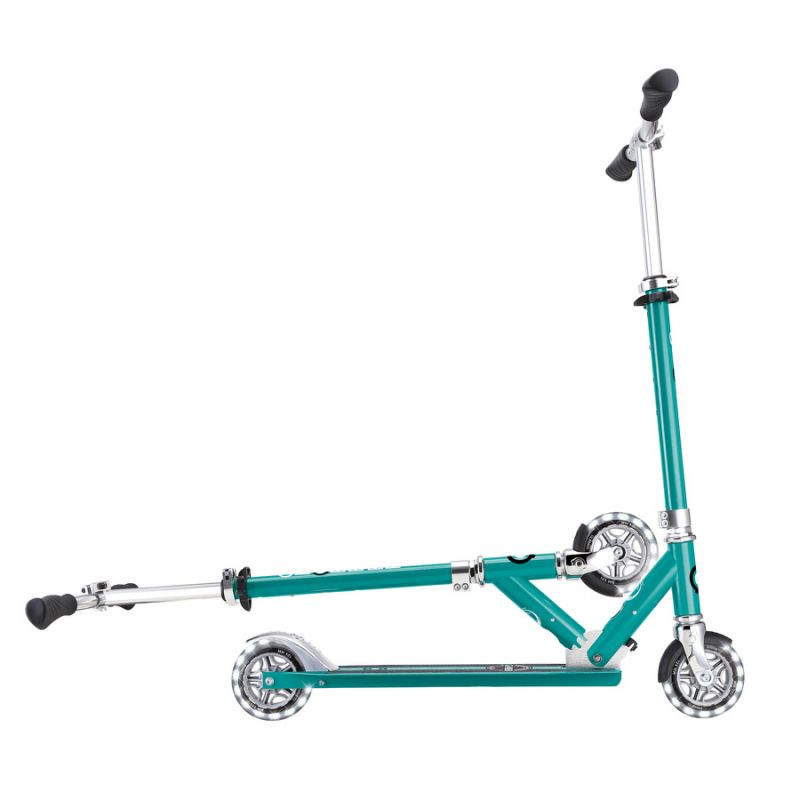 FLOW ELEMENT LIGHTS scooter (721-307) Accessories/Skating/Hulajnogi/Traditional/For kids/Globber Your Sports Performance