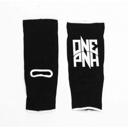 Flexible ankle protector "ONE PUNCH" 08256-01M Accessories/Protectors and knee pads Your Sports Performance