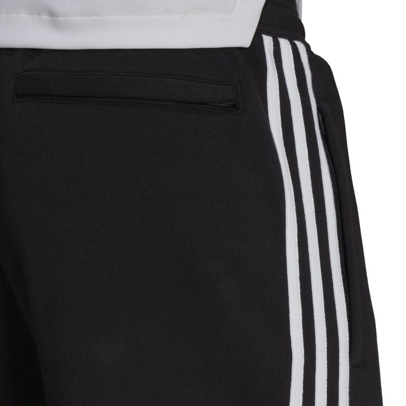 Adidas Juventus Turin 3-stripes M GR2918 shorts Clothing/Football Adidas