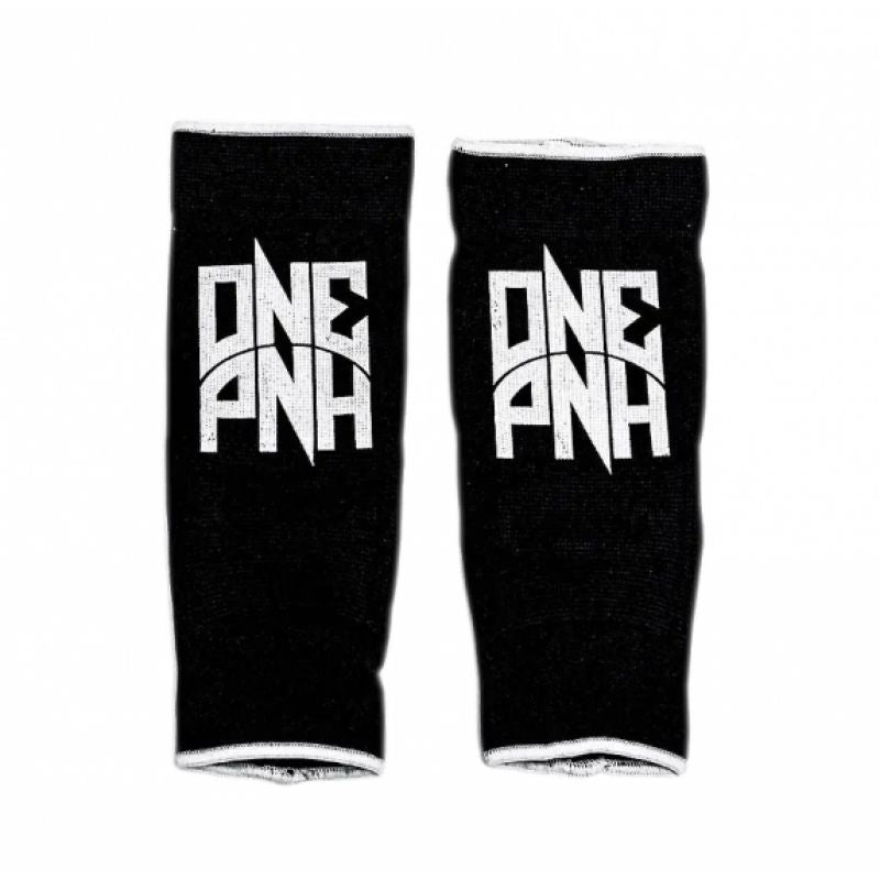 Flexible ankle protector "ONE PUNCH" 08256-01M Accessories/Protectors and knee pads Your Sports Performance