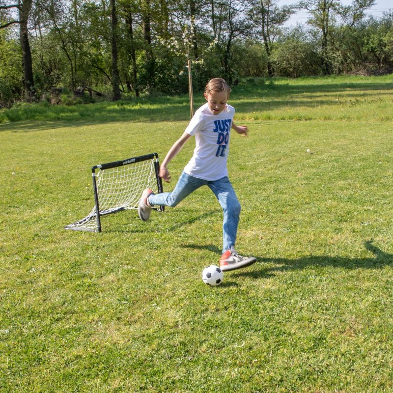 VIRTUFIT CHILDREN'S SOCCER GOAL SET WITH 2 BALLS AND PUMP - SOCCER GOALS - 92 In preparation Your Sports Performance