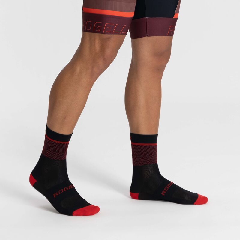 Rogelli HERO II socks black and red 44-47 Rogelli/Rower/Men/Akcesoria/Skarpetki Your Sports Performance