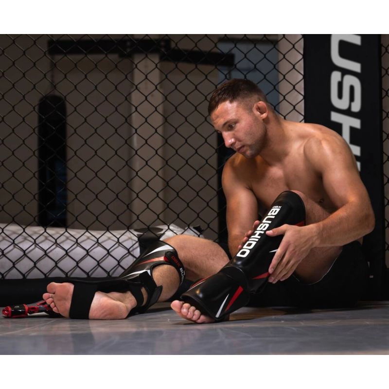 M - Ninja Shin Guards Ochraniacze piszczeli Your Sports Performance