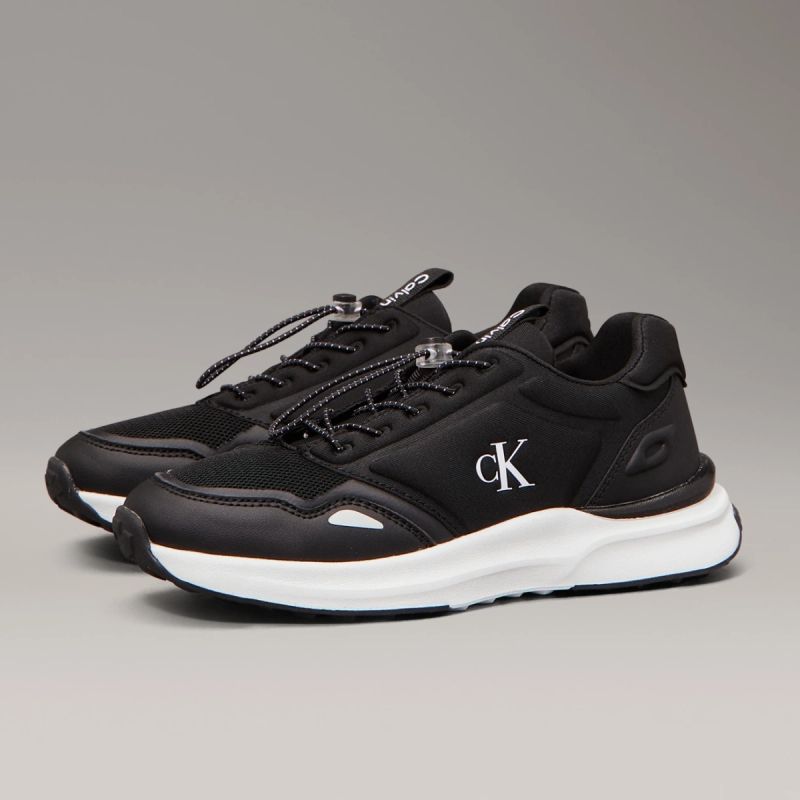 Calvin Klein women's sneakers LOW CUT LACE-UP SNEAKERS V3X9-83010-1464999 BLACK To be categorized Your Sports Performance