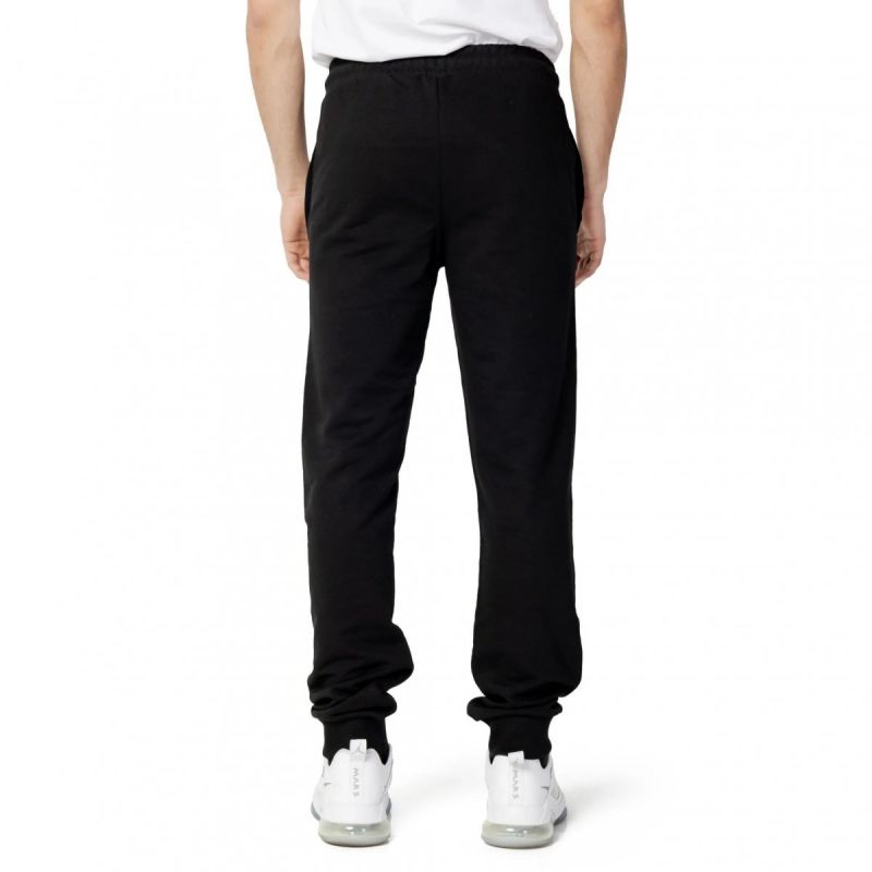 Fila Braives Sweat Pants M FAM0342.80010 Clothing/Lifestyle/Trousers, shorts/Fila Your Sports Performance