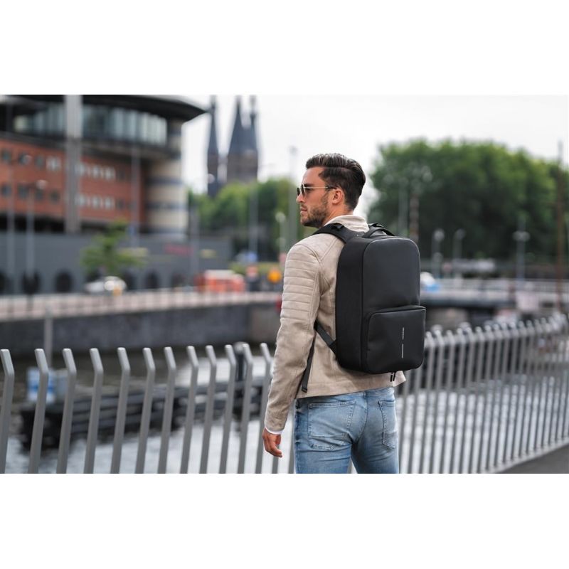 XD DESIGN ANTI-THEFT BACKPACK FLEX GYM BAG BLACK P/N: P705.801 Import z Action/Bagaż/Plecaki Your Sports Performance