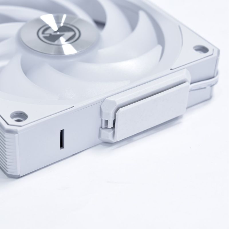 Lian Li UNI FAN CL Wireless Fan, 3-Pack - 120mm, White Chłodzenie/Chłodzenie - wentylatory Your Sports Performance