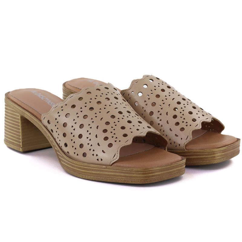 Women's openwork beige mules with a heel M.Daszyński MR2598-7 M. Daszyński