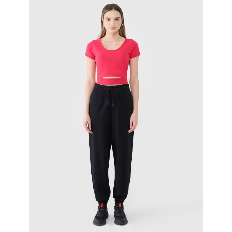 Women's crop top plain t-shirt 4F 4FRSS25TTSHF2695-54S *Kategoria tymczasowa Your Sports Performance