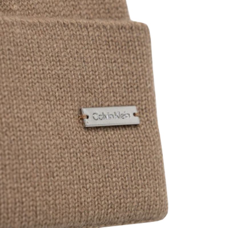 Calvin Klein Cashmere Beanie W K60K609973 Clothing/Multisport/Calvin Klein Your Sports Performance