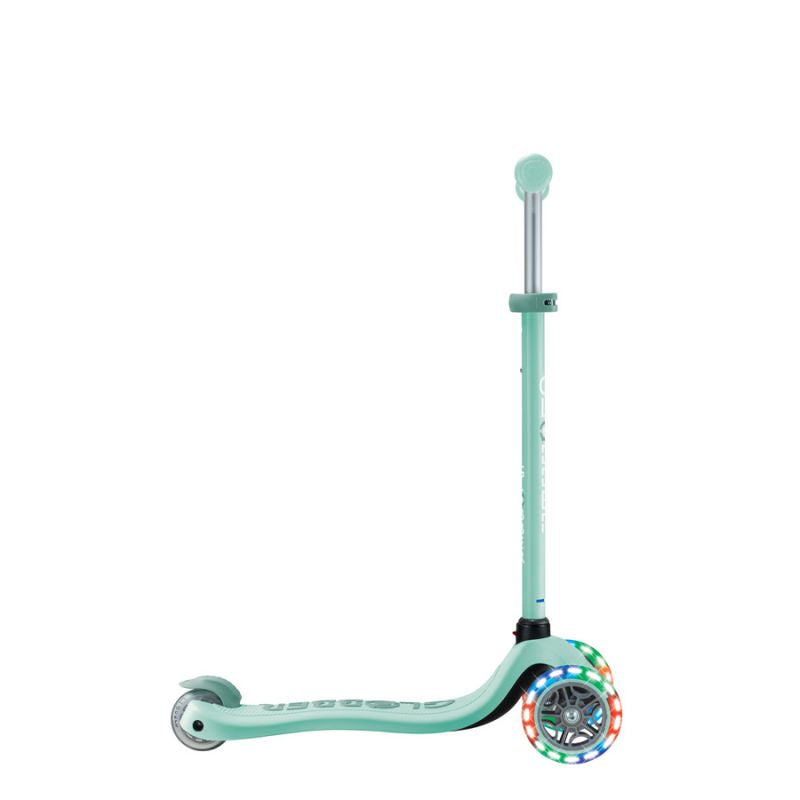 Scooter with seat GO•UP SPORTY LIGHTS (452-706-4 S) Accessories/Skating/Hulajnogi/Traditional/For kids/Globber Your Sports Performance