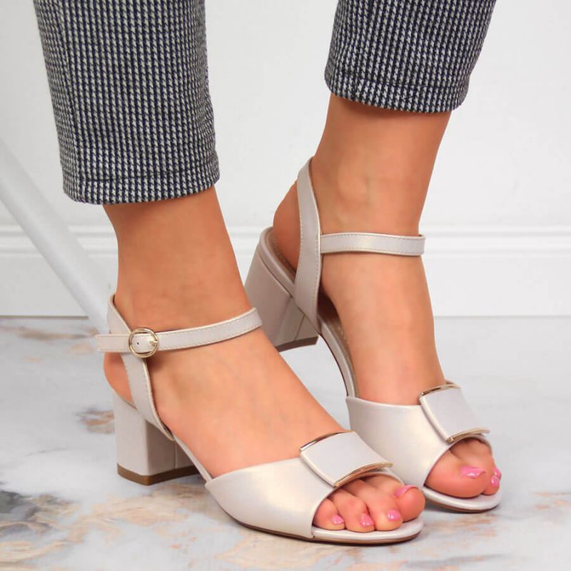 Sandals on the post of Sergio Leone W SK139F beige Footwear/Lifestyle Your Sports Performance