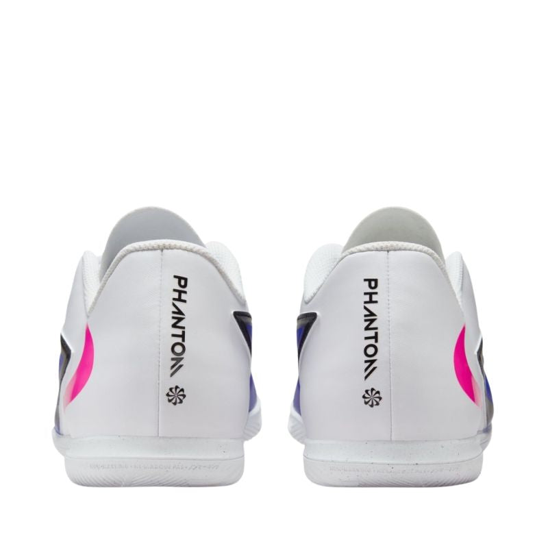 Nike Phantom 6 Low Club IC HQ2323 446 football boots