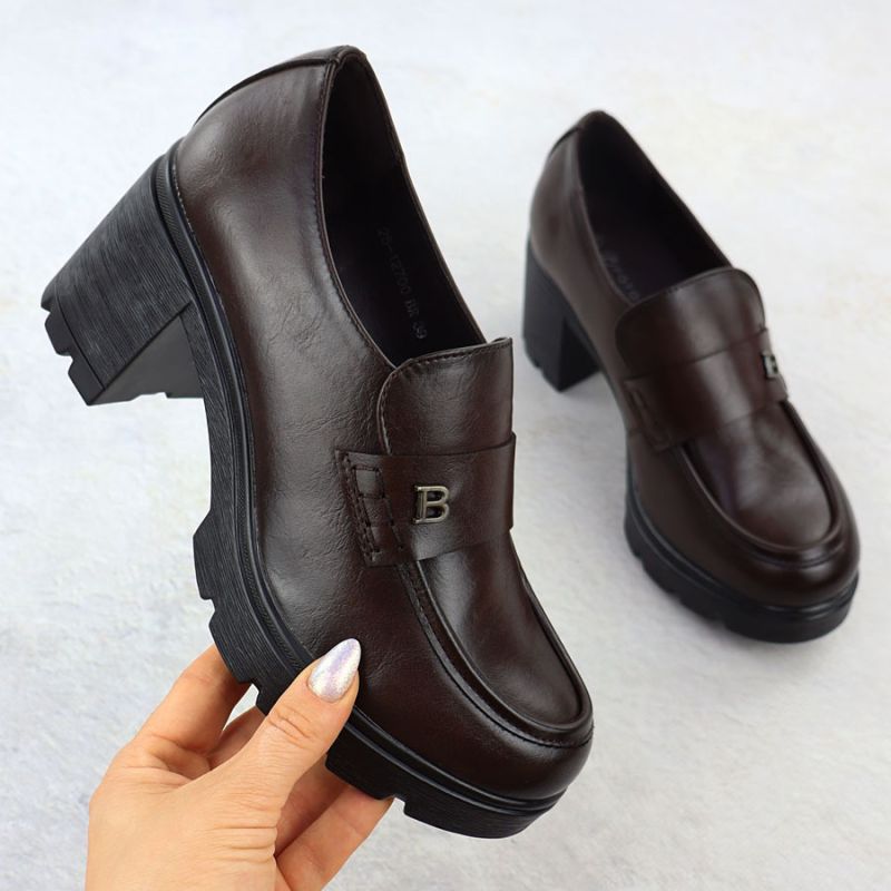 Women's loafers on a block heel, brown, Potocki SZ12700 Footwear Your Sports Performance