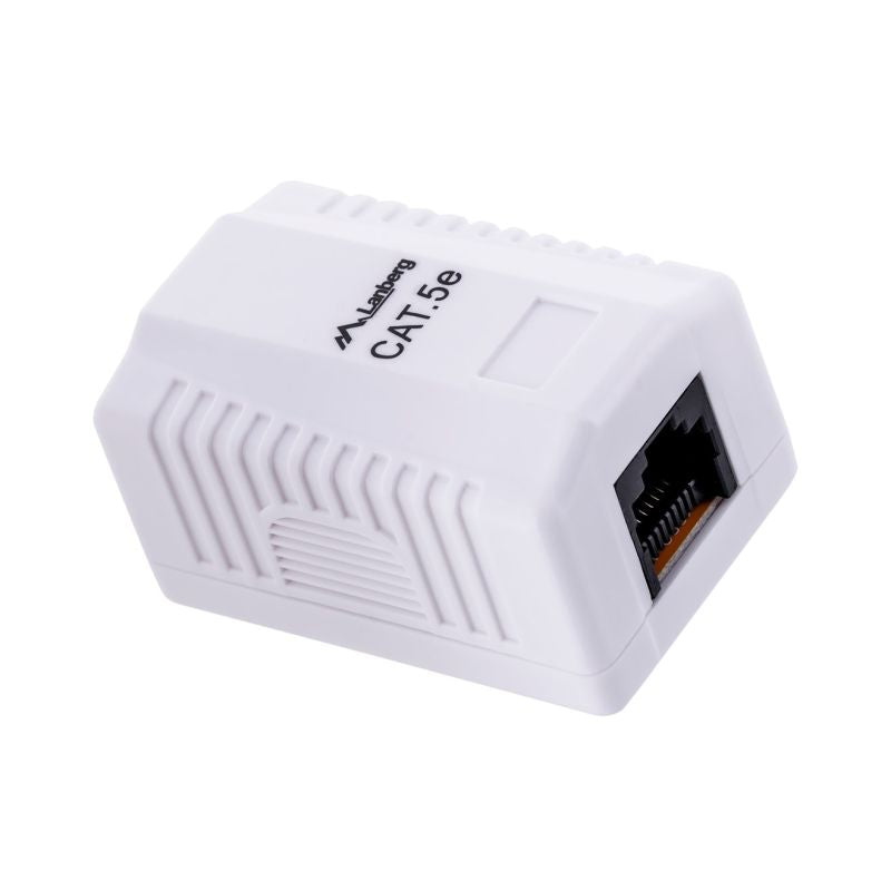 Lanberg OU5-0001-W surface-mounted socket (RJ-45; cat. 5e; UTP; white) Kable, gniazda i wtyki/Puszki wyposażone Your Sports Performance