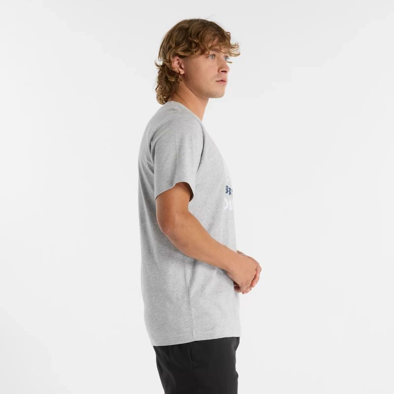 New Balance Sport Graphic T-shirt M MT51940AG Clothing/Lifestyle/T-shirts/New Balance New Balance