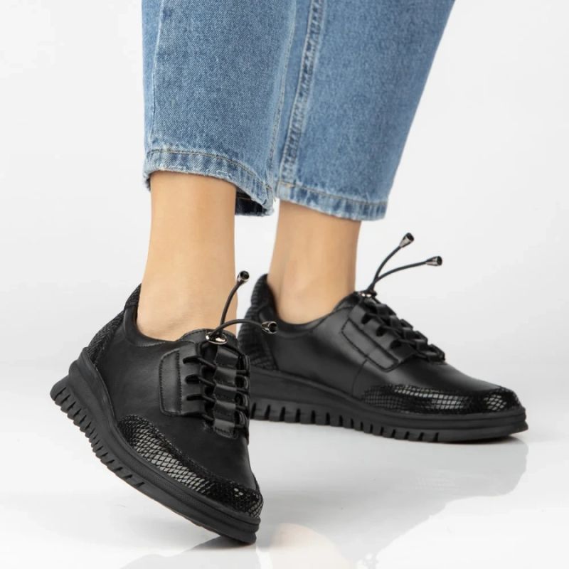 Women's leather half-notes on a wedge, black Filippo DP8102