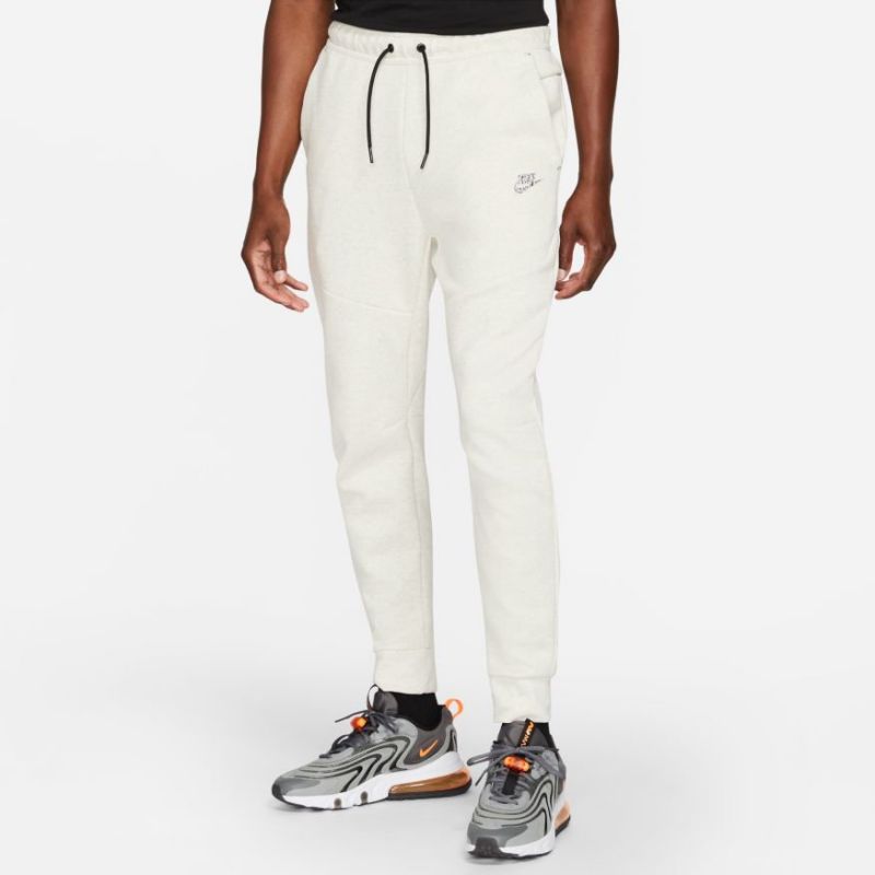 Nike Sportswear Tech Fleece M DD4706-100 pants Clothing/Lifestyle/Trousers, shorts Nike