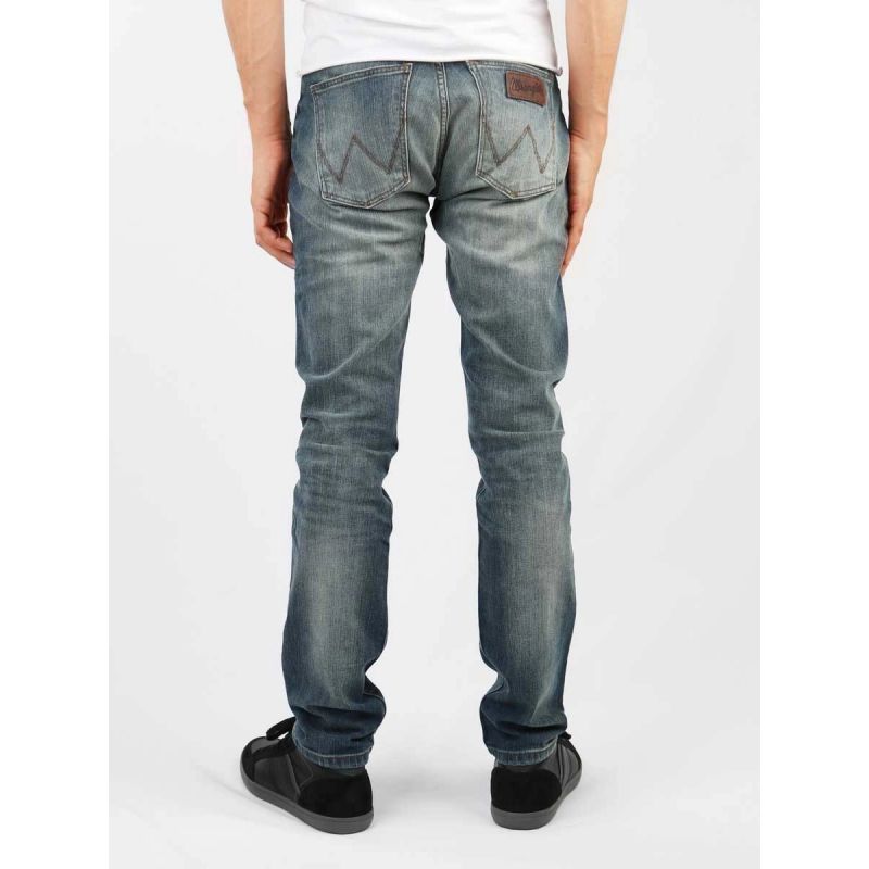 Wrangler® Larston Slim Tapered W18S0878G Clothing/Lifestyle/Trousers, shorts/Wrangler Your Sports Performance